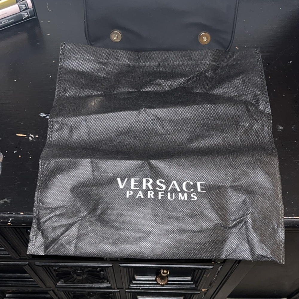 New With dust bag Versace Purse - Picture 7 of 7